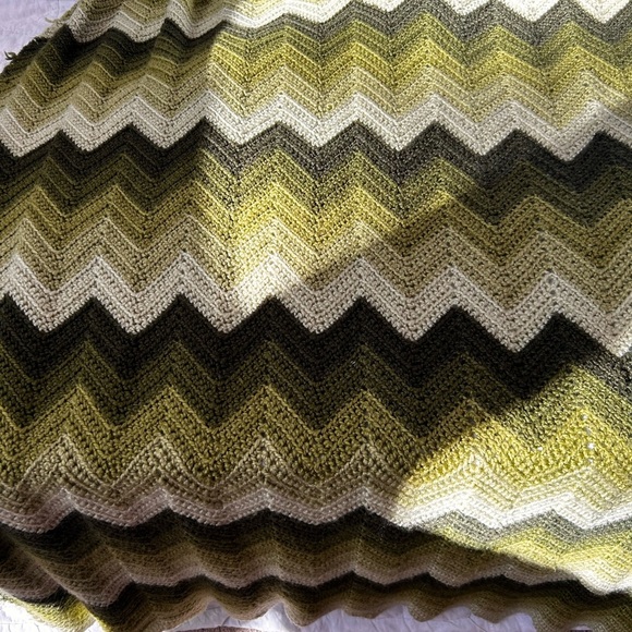 Handmade throw blanket green - Picture 6 of 9
